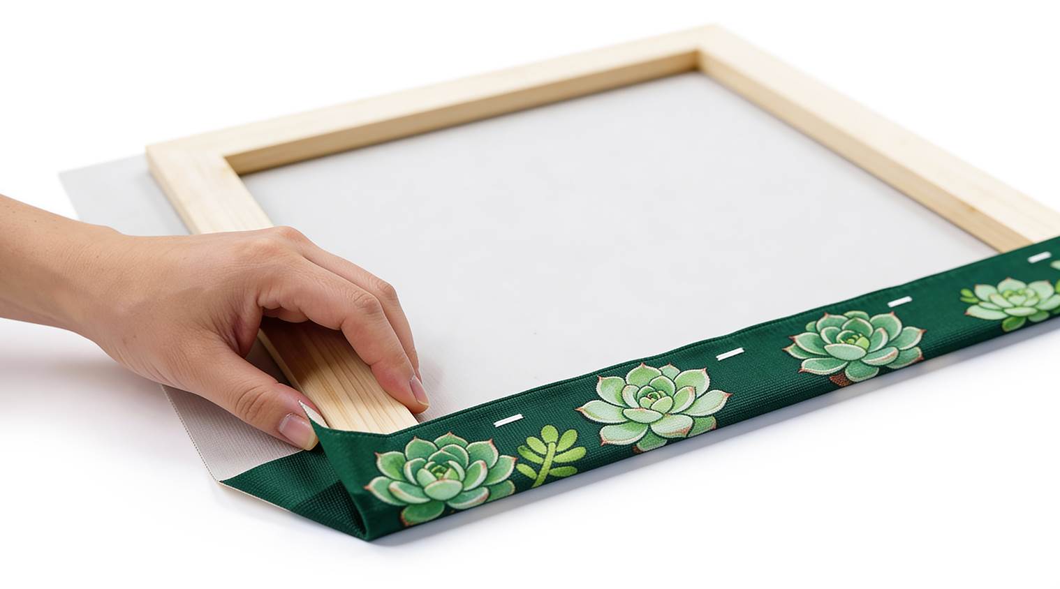 Tension de la toile autour du châssis